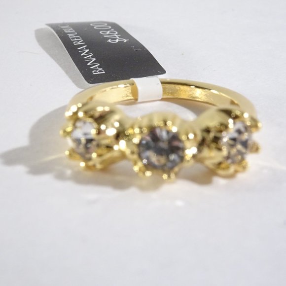 Banana Republic Women's Roots of BR Round Metallic 3 Stone Ring NWT 59 - Picture 2 of 5